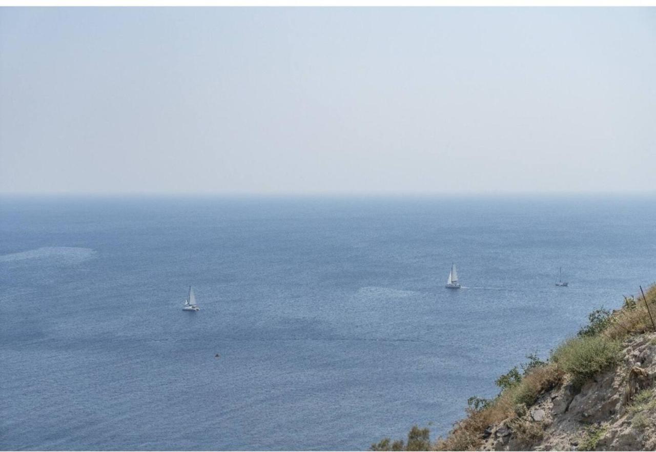 Santorita Suites Akrotírion エクステリア 写真