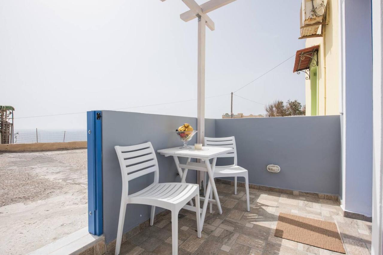 Santorita Suites Akrotírion エクステリア 写真