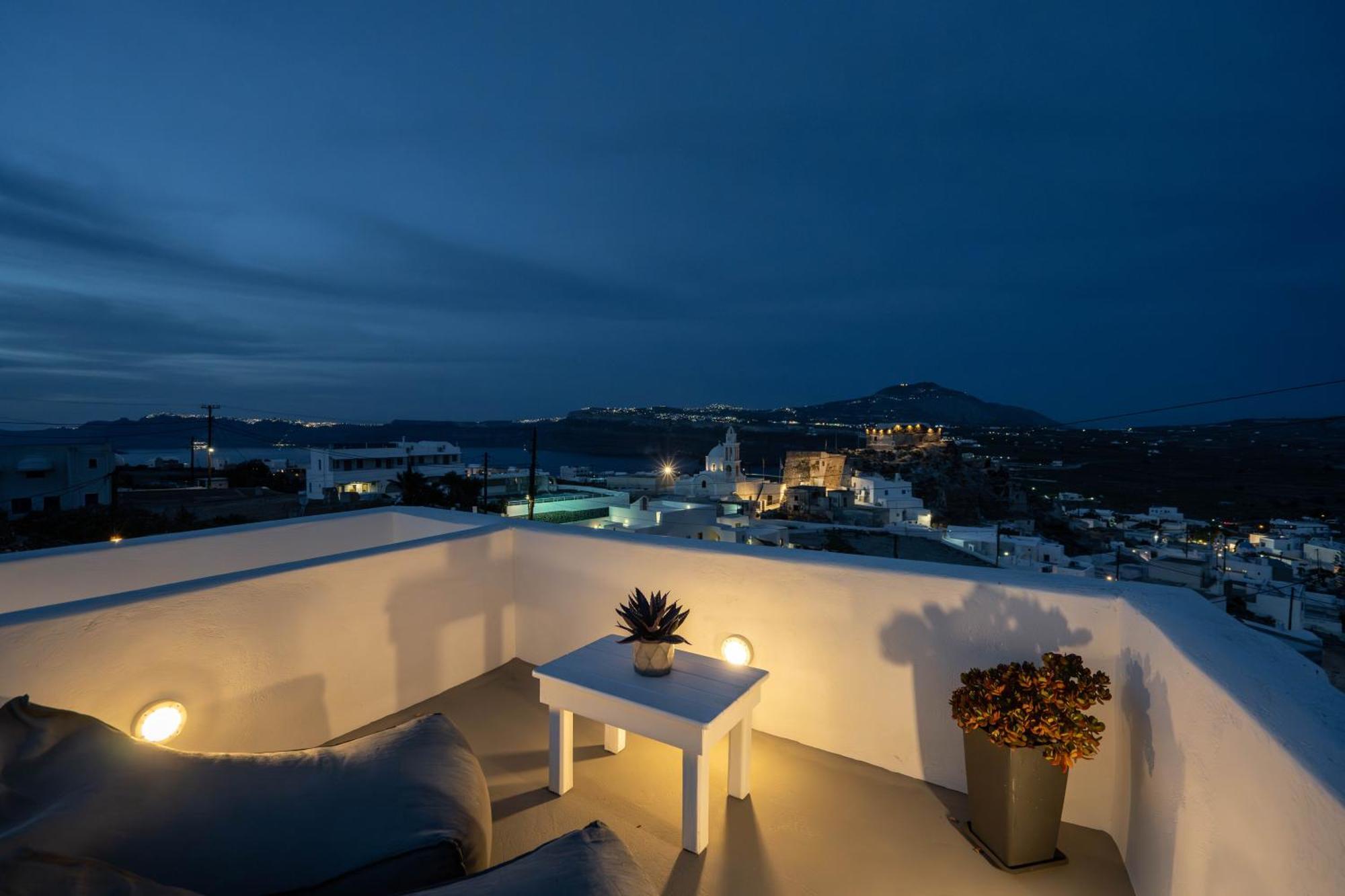 Santorita Suites Akrotírion エクステリア 写真