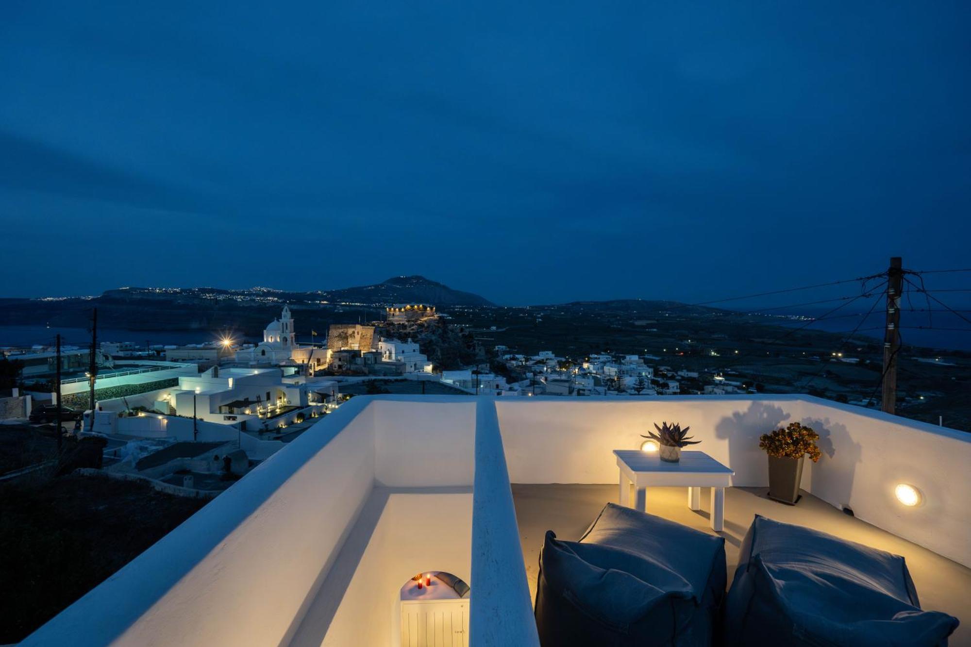 Santorita Suites Akrotírion エクステリア 写真