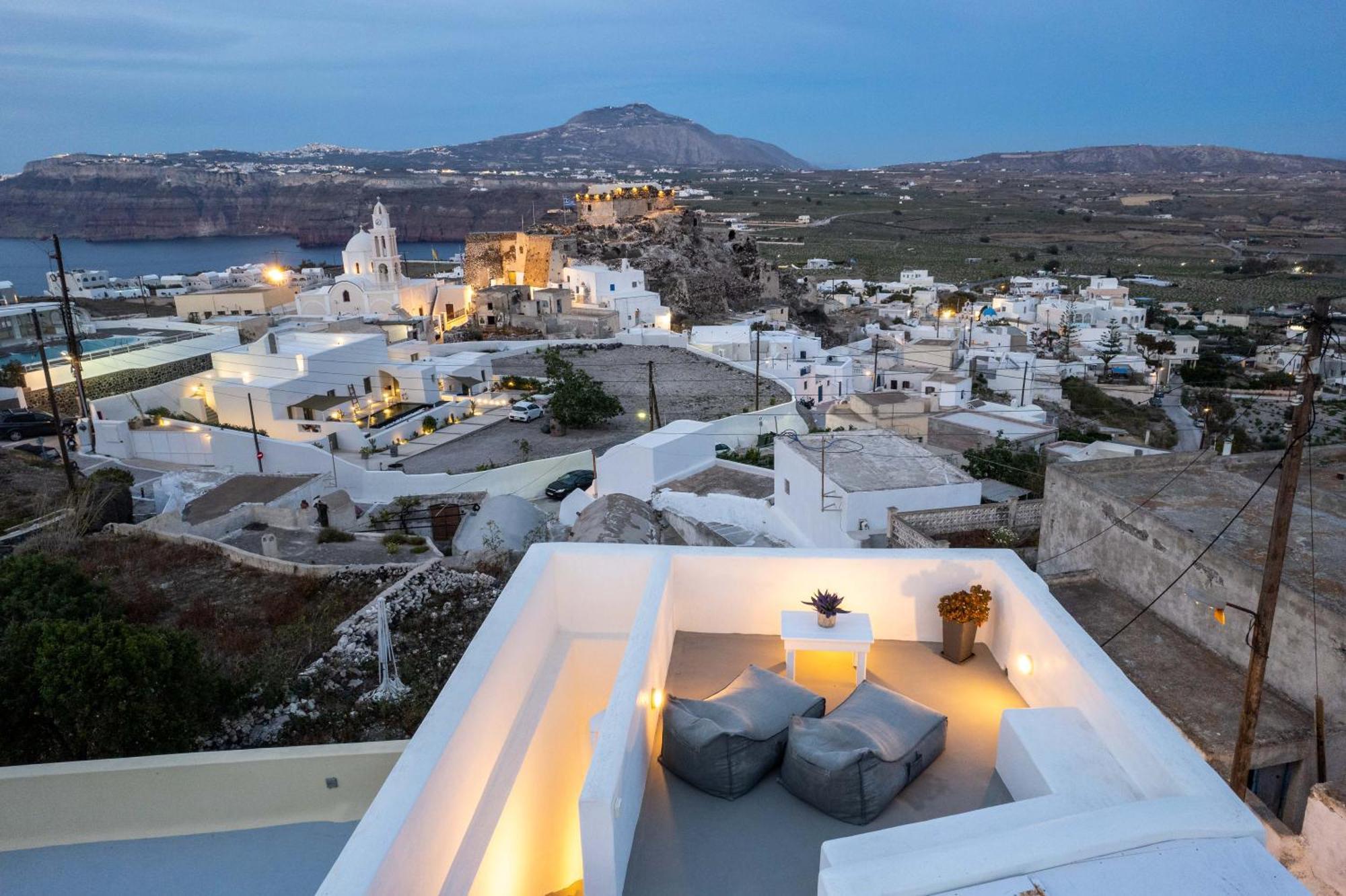 Santorita Suites Akrotírion エクステリア 写真