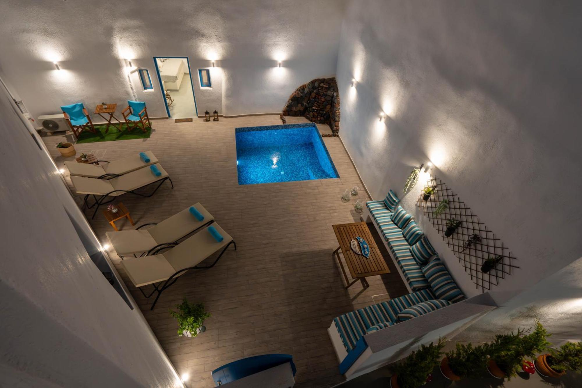 Santorita Suites Akrotírion エクステリア 写真