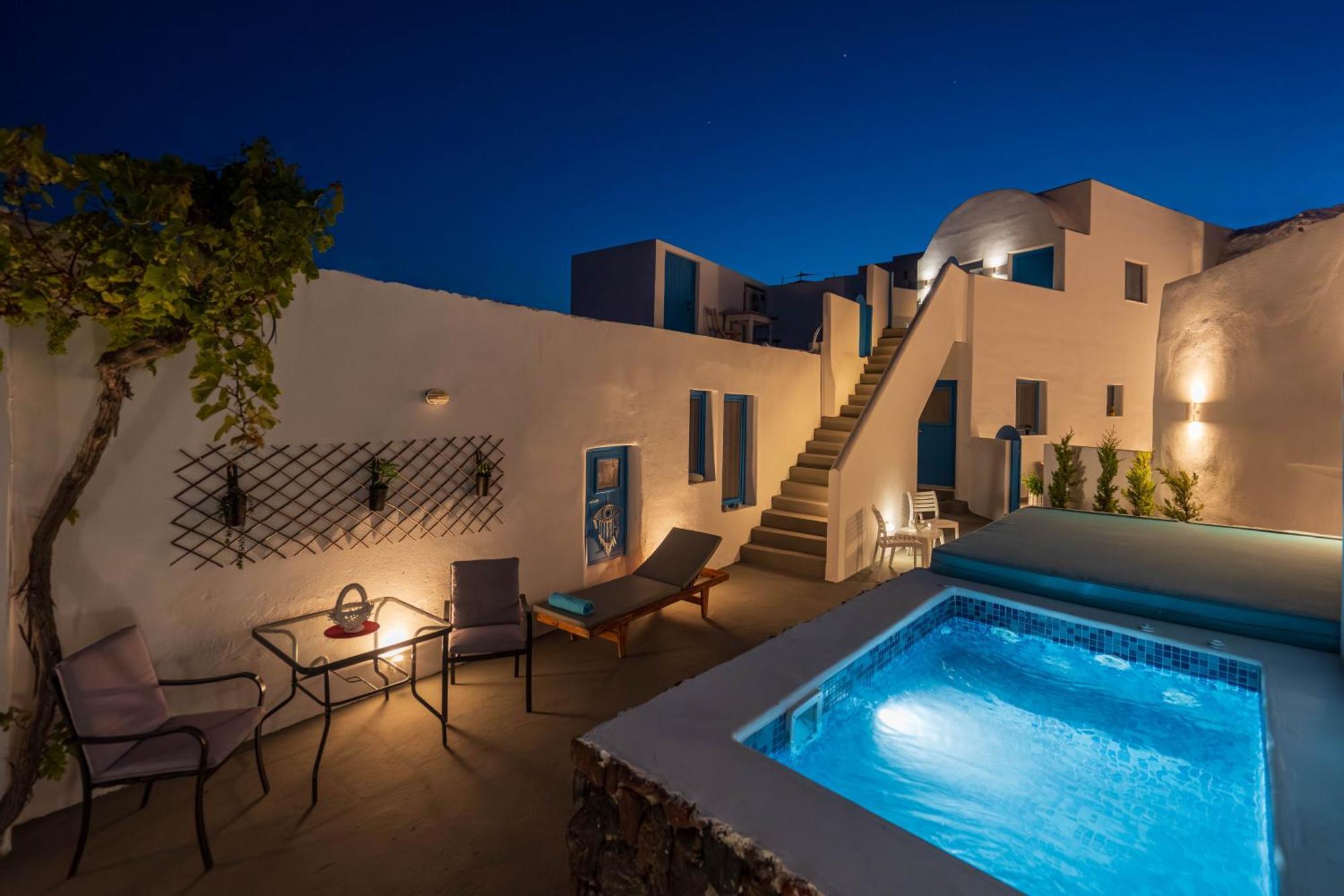 Santorita Suites Akrotírion エクステリア 写真